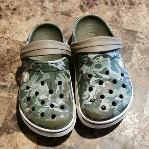 Toddler Crocs fit size 10/11